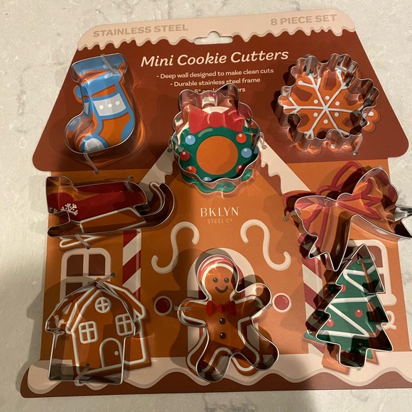 BKLYN Steel Co Christmas Mini Cookie Cutters Set 8 Stainless Steel NEW - Picture 3 of 4
